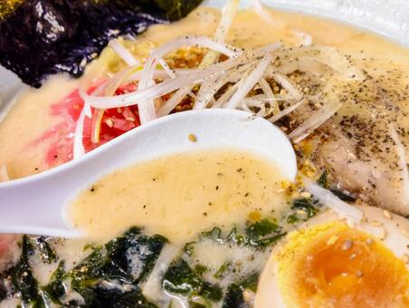 豚骨担々麺スープ 豚骨担々麺,ラーメン,濃厚の写真素材