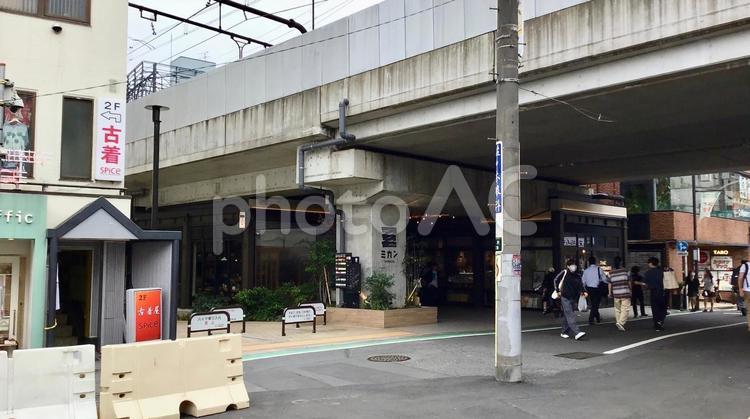 下北沢駅前の風景 下北沢,駅前,高架の写真素材