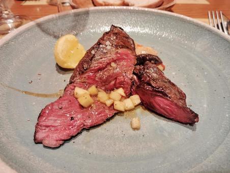 馬ハラミの炭火焼き 馬,ハラミ,炭火焼きの写真素材