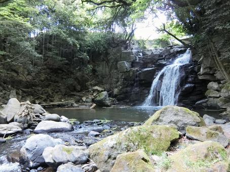 熊本 阿蘇 南小国町 夫婦滝2 熊本 阿蘇 南小国町 夫婦滝2 夫婦滝,阿蘇,滝の写真素材