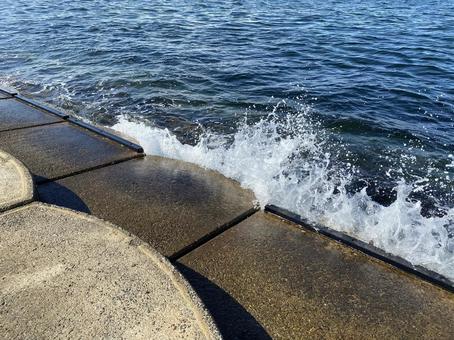 風が強い日の海岸 風が強い日の海岸 自然,景色,海辺の写真素材