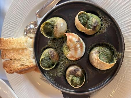 フレンチの前菜エスカルゴのブルゴーニュ風 エスカルゴ,ガーリックバター,フレンチの写真素材