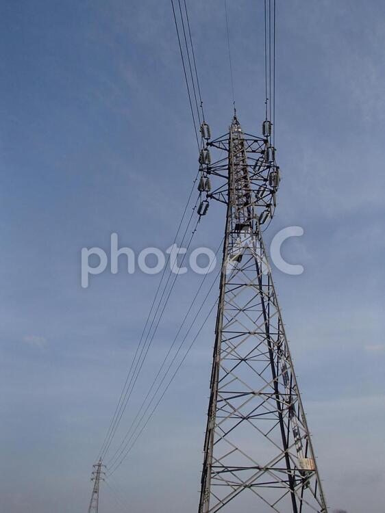 鉄塔がある風景 鉄塔,送電線,電線の写真素材