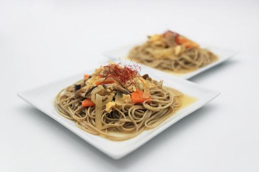 親子そばパスタ 親子そばパスタ そばパスタ,そば,蕎麦の写真素材