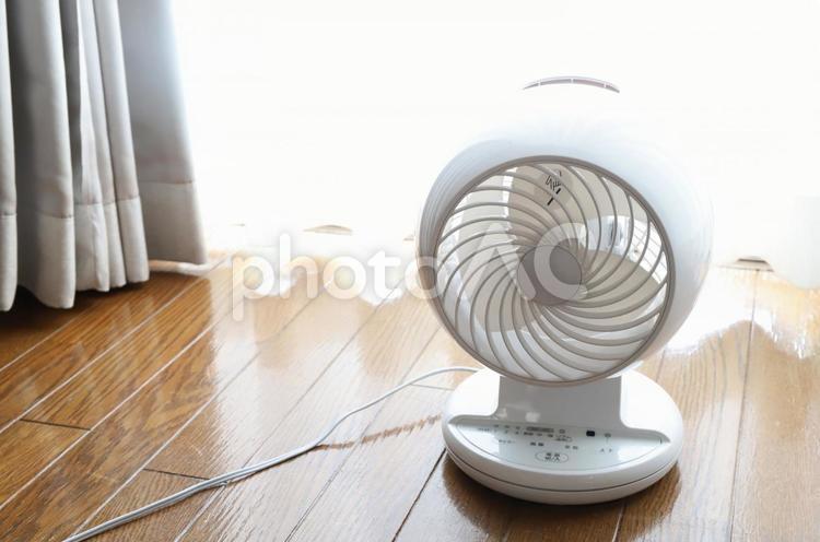 サーキュレーター　扇風機 サーキュレーター,扇風機,風の写真素材