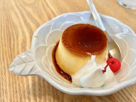 甘くておいしいプリン② プリン,さくらんぼ,プリンパフェの写真素材