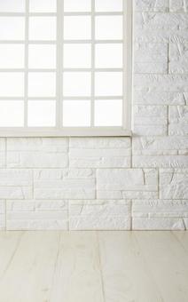 白レンガ壁　窓　白木床 部屋,窓,殺風景の写真素材