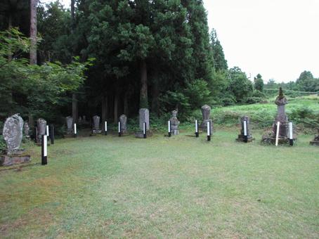 新潟県-関山宝蔵院墓所 新潟県-関山宝蔵院墓所の写真