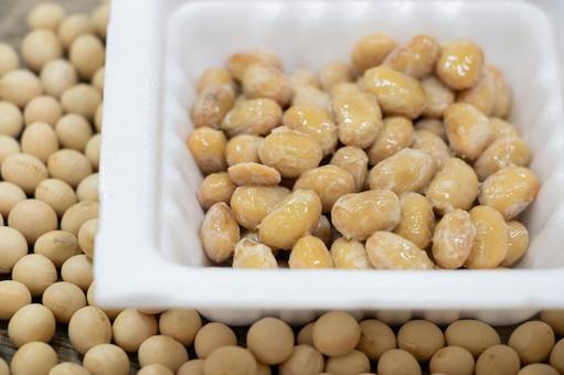 パック納豆 パック納豆 パック納豆,納豆,大豆の写真素材