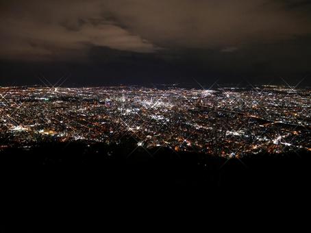 もいわ山展望台から見た札幌の夜景 もいわ山展望台から見た札幌の夜景 札幌,サッポロ,さっぽろの写真素材