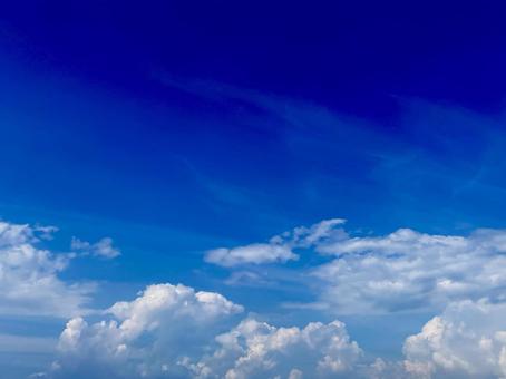 雲さん集合 青空,空,青の写真素材