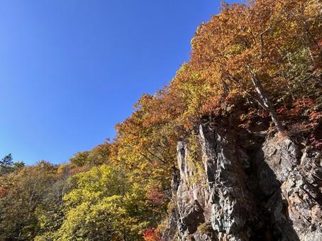 定山渓 定山渓 定山渓温泉,豊平川,秋の写真素材