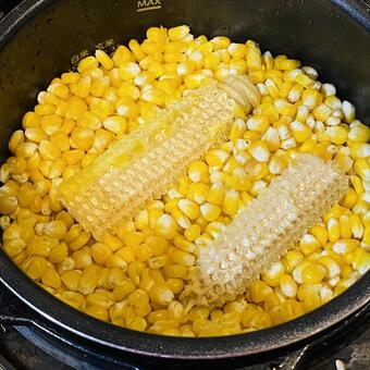 とうもろこしご飯 とうもろこし,料理,粒の写真素材