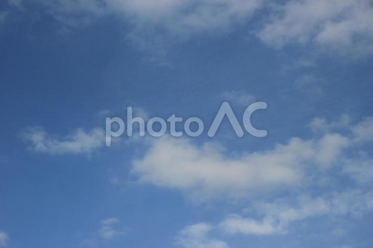 青空と雲 青空,空,雲の写真素材