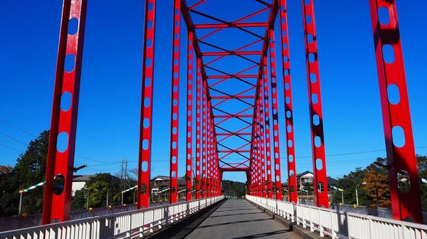 秋の亀山湖・川俣大橋（千葉県・君津市） 秋,亀山湖,川俣大橋の写真素材