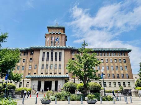 真夏の神奈川県庁本庁舎正面 神奈川県,神奈川県庁,神奈川の写真素材