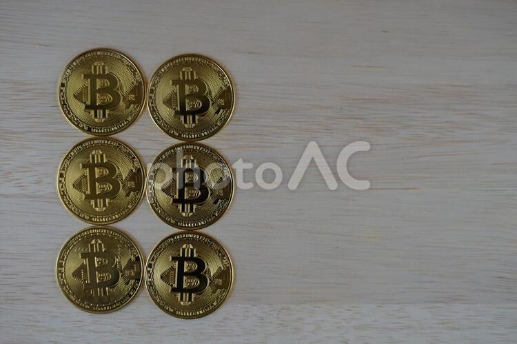 ビットコインのイメージ（仮想通貨） ビットコイン,コイン,金貨の写真素材