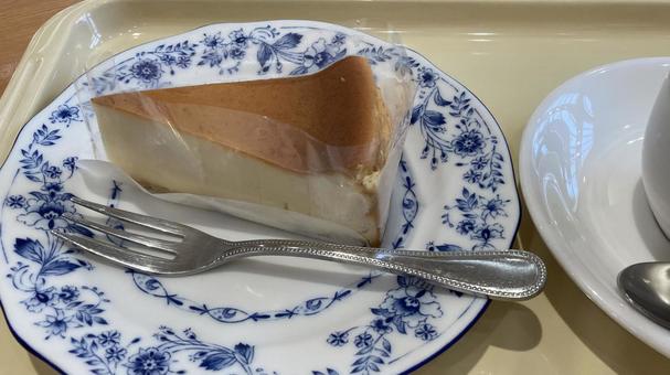Basque cheesecake at a cafe, JPG