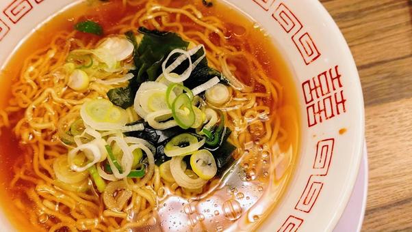 しょうゆラーメン 食べ物,ラーメン,食事の写真素材