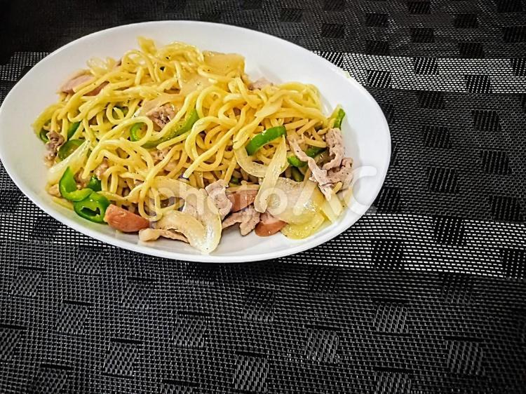 食事　塩焼きそば 塩焼きそば,焼きそば,食事の写真素材