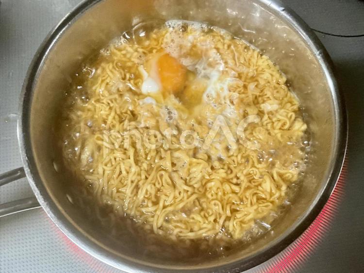 インスタントラーメン06 ラーメン,インスタントラーメン,食事の写真素材