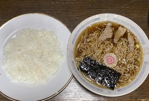 ラーメン ライス 町食堂 ラーメン ライス 町食堂の写真