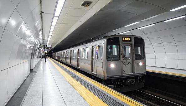 地下鉄の駅 地下鉄の駅の写真