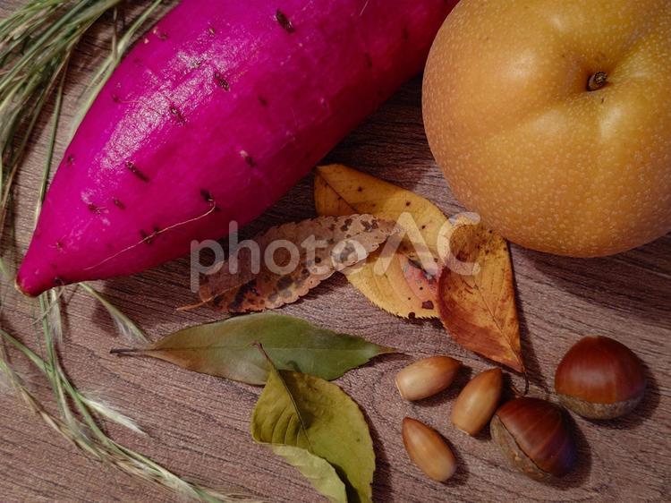 さつまいも、梨、秋 さつまいも,梨,栗の写真素材