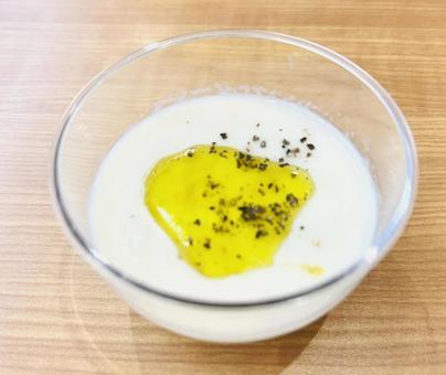 玉ねぎの冷製スープ 玉ねぎ,冷製,スープの写真素材