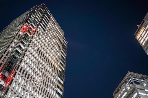 新宿の夜空と高層ビル 高層ビル,夜空,星の写真素材