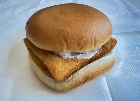 ハンバーガー ハンバーガー 食べる,ハンバーガー,チキンの写真素材