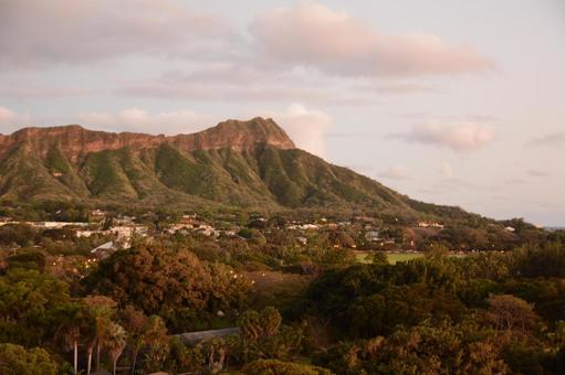ダイヤモンドヘッド ダイヤモンドヘッド ダイヤモンドヘッド,夕方,夕日の写真素材
