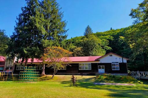 旧中滝小学校とその周辺20 旧中滝小学校とその周辺20 中滝ふるさと学舎,旧大湯小学校田代分校中滝校舎,旧中滝小学校の写真素材