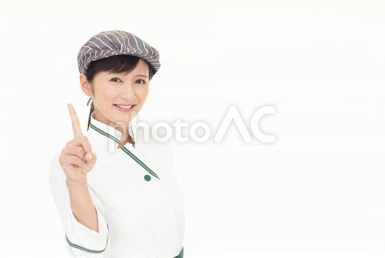 笑顔のウェイトレス 女性,女,ウェイトレスの写真素材