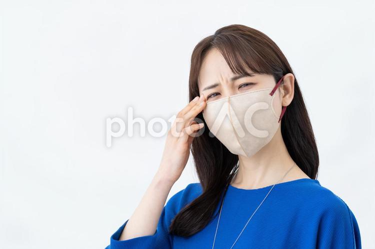 花粉症の若い女性 花粉症,花粉,マスクの写真素材