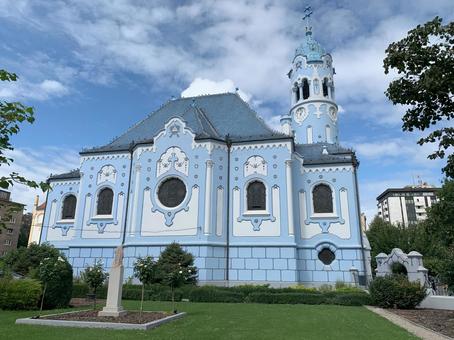 青の教会 青の教会 青,青空,スロバキアの写真素材