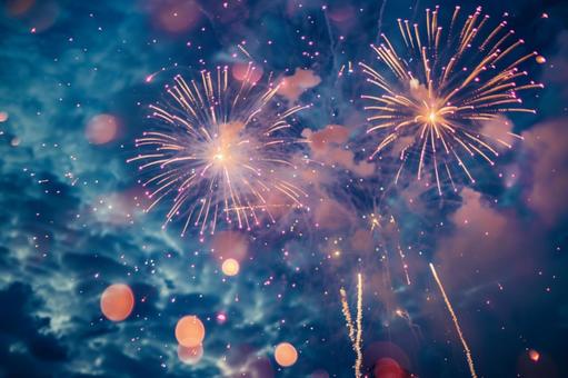 夜空に咲く花火の幻想 夜空に咲く花火の幻想の写真