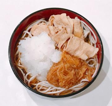 肉なめ茸おろし蕎麦 肉なめ茸おろし蕎麦,なめ茸おろし蕎麦,なめ茸大根おろし蕎麦の写真素材