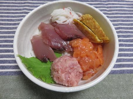 海鮮丼 海鮮丼の写真