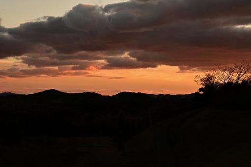 淡路島のキャンプ場から見た夕焼け 淡路島のキャンプ場から見た夕焼けの写真