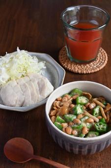 ダイエット朝食(ネバネバ三色ご飯) ダイエット朝食(ネバネバ三色ご飯) ダイエット,朝食,朝ご飯の写真素材