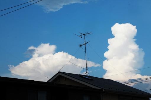 夏の入道雲 夏の入道雲 入道雲,積乱雲,夏の写真素材