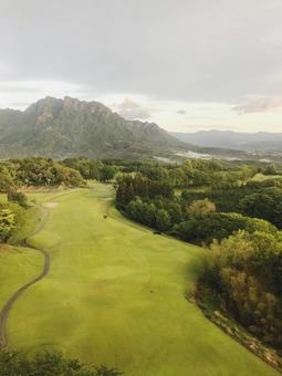 ゴルフ場の景色 ゴルフ場の景色 ゴルフ場,ゴルフコース,山の写真素材