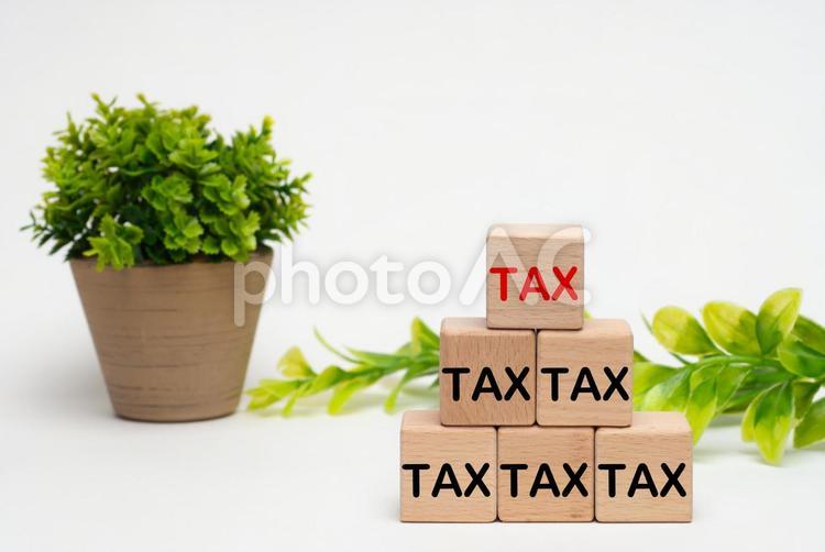 積みあがった税金のブロック tax,税金,英語の写真素材