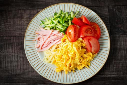 冷やし中華 冷やし中華 冷やし中華,冷し中華,夏の写真素材