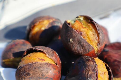 焼き栗 くり,栗,秋の写真素材