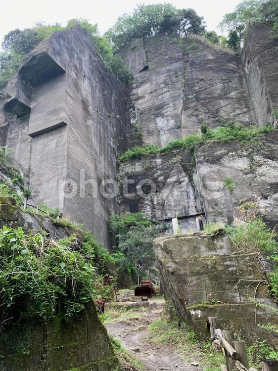 石切場を臨んで 遺跡,廃墟,石切場の写真素材
