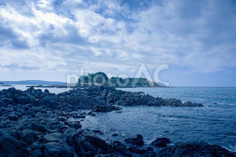 ＜五島の風景＞魚津ケ崎公園のから眺める海 風景,空,海の写真素材