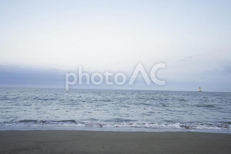 夕方の湘南の海 風景,自然,観光地の写真素材