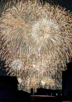 おんまく花火-02 おんまく花火-02の写真